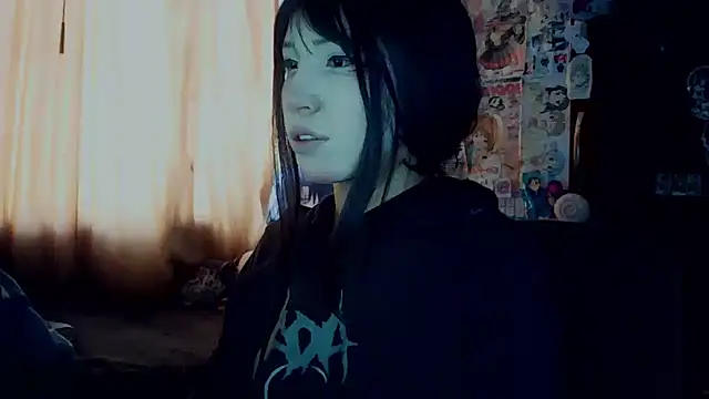 Terraelowen online show from March 25, 2026, 2:49 pm