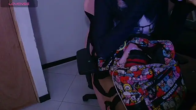 Snapshot of Terraelowen chatting on December 3, 2025, 11:31 am Terraelowen online show from December 3, 2025, 11:31 am