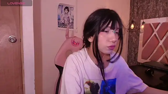 Snapshot of Terraelowen chatting on December 2, 2025, 11:45 am Terraelowen online show from December 2, 2025, 11:45 am