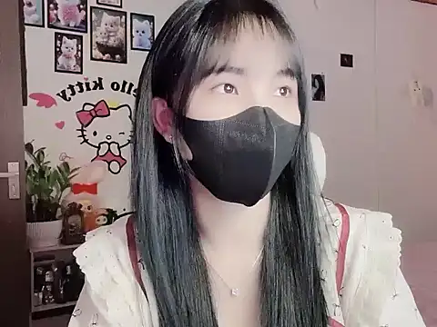 keelinnn19 online show from November 21, 2025, 3:11 pm