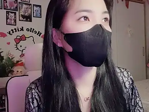 keelinnn19 online show from October 26, 2025, 8:53 pm