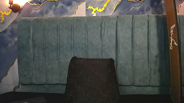 Snapshot of angeles_azul chatting on November 10, 2025, 1:27 pm angeles azul online show from November 10, 2025, 1:27 pm