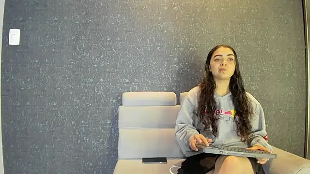 Snapshot of NickandAbby_ chatting on December 16, 2025, 10:19 am NickandAbby online show from December 16, 2025, 10:19 am