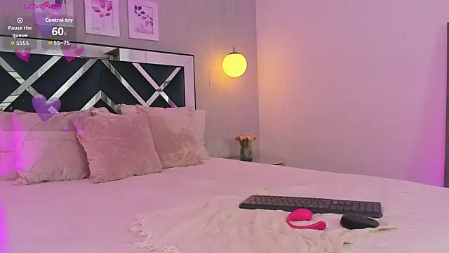 meloody7 online show from November 18, 2025, 11:46 am