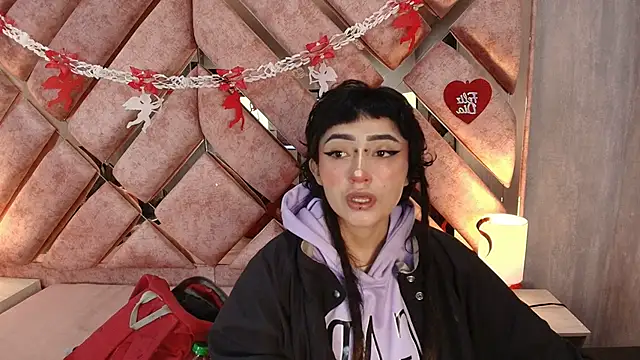 Snapshot of Babyyrasta666 chatting on September 11, 2025, 2:44 am Babyyrasta666 online show from September 11, 2025, 2:44 am