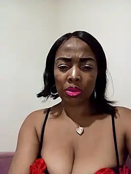 SEXYMOANSXX online show from February 2, 2026, 5:17 am