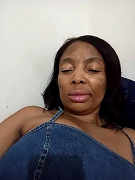 SEXYMOANSXX online show from February 8, 2026, 9:23 pm