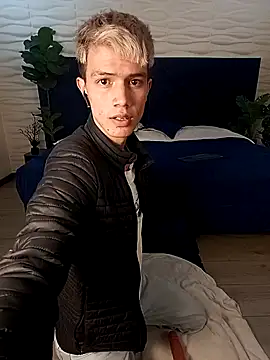 Snapshot of nicktorn chatting on November 21, 2025, 4:06 pm nicktorn online show from November 21, 2025, 4:06 pm