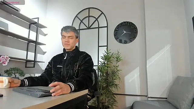 nicktorn online show from March 19, 2026, 12:05 pm