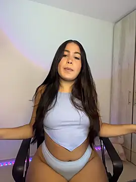 OriannaLuna online show from October 21, 2025, 2:22 am