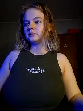 Snapshot of SlipperSherry chatting on October 18, 2025, 6:10 pm SlipperSherry online show from October 18, 2025, 6:10 pm