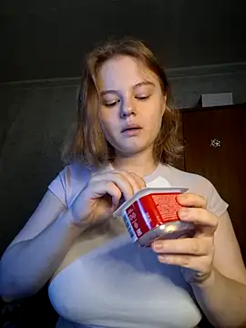 SlipperSherry online show from December 2, 2025, 12:07 pm