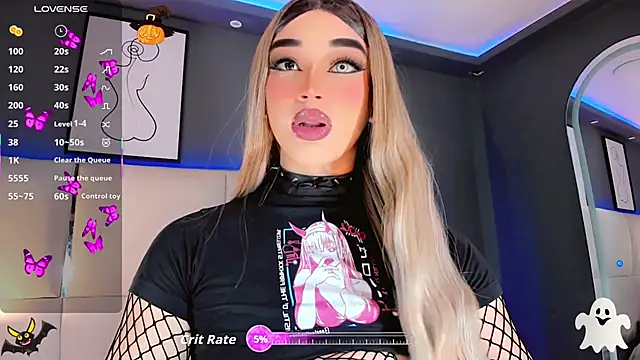 Valeriasmiithh online show from October 31, 2025, 8:38 pm