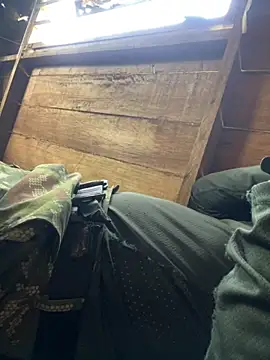 Alabestia12 online show from December 3, 2025, 4:17 pm