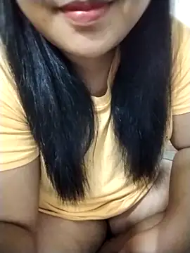 Snapshot of big_booty15 chatting on November 21, 2025, 6:29 pm big booty15 online show from November 21, 2025, 6:29 pm