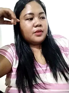 Snapshot of big_booty15 chatting on November 26, 2025, 1:44 pm big booty15 online show from November 26, 2025, 1:44 pm