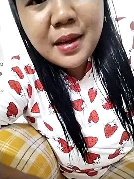 Snapshot of big_booty15 chatting on November 22, 2025, 11:09 am big booty15 online show from November 22, 2025, 11:09 am