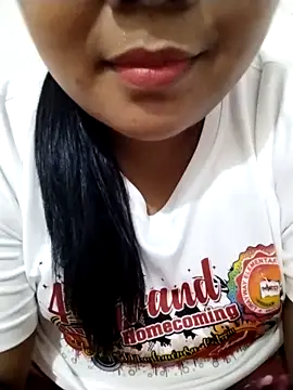 Snapshot of big_booty15 chatting on November 18, 2025, 12:59 am big booty15 online show from November 18, 2025, 12:59 am