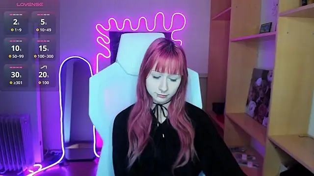 AmamiDark online show from September 25, 2025, 3:56 am