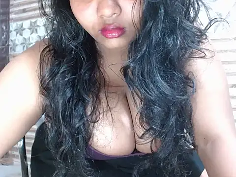 Snapshot of dimpyi chatting on December 22, 2025, 3:56 pm dimpyi online show from December 22, 2025, 3:56 pm