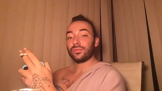 Stevey5894 online show from October 11, 2025, 11:50 pm