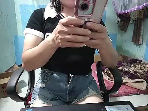 Xue weng online show from October 21, 2025, 11:31 am