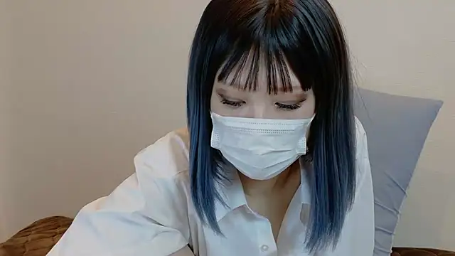 Snapshot of sarina_at chatting on November 30, 2025, 9:32 am sarina at online show from November 30, 2025, 9:32 am