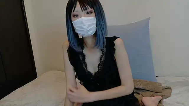 Snapshot of sarina_at chatting on November 14, 2025, 9:35 am sarina at online show from November 14, 2025, 9:35 am