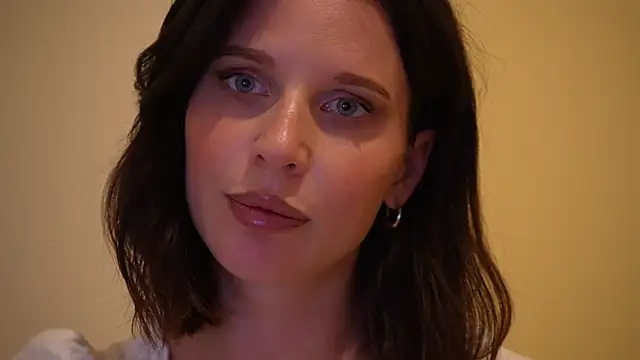 Snapshot of ellaa91 chatting on June 9, 2026, 5:58 pm ellaa91 online show from June 9, 2026, 5:58 pm