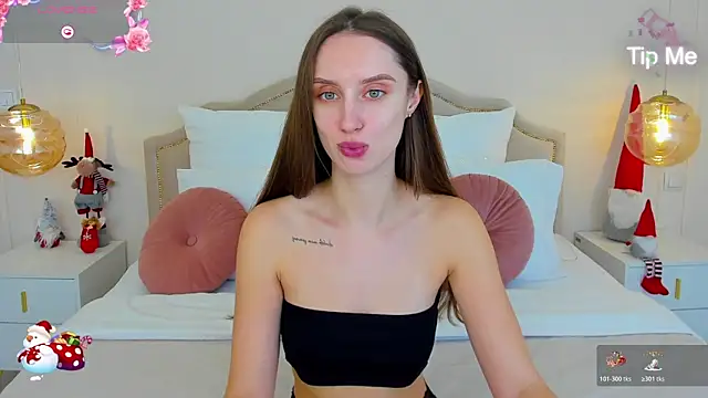 Snapshot of ToriSonn chatting on December 15, 2025, 1:28 pm ToriSonn online show from December 15, 2025, 1:28 pm