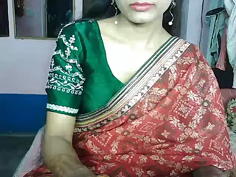 Snapshot of ROSE_GOLDE chatting on October 12, 2025, 3:35 pm ROSE GOLDE online show from October 12, 2025, 3:35 pm