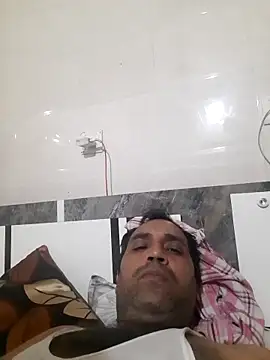 Hot-boy077 online show from November 27, 2025, 3:01 pm