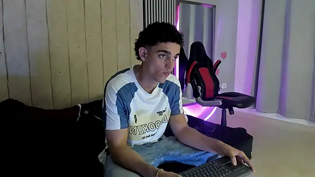 nathan shimmer online show from November 27, 2025, 8:42 pm