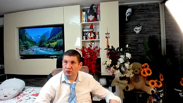 Snapshot of SpartacusDaddy48 chatting on May 27, 2026, 4:58 pm SpartacusDaddy48 online show from May 27, 2026, 4:58 pm
