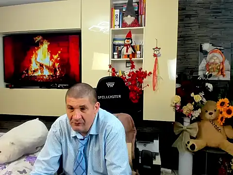 SpartacusDaddy48 online show from February 25, 2026, 11:04 pm