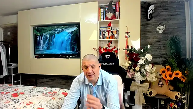 Snapshot of SpartacusDaddy48 chatting on April 29, 2026, 10:30 am SpartacusDaddy48 online show from April 29, 2026, 10:30 am