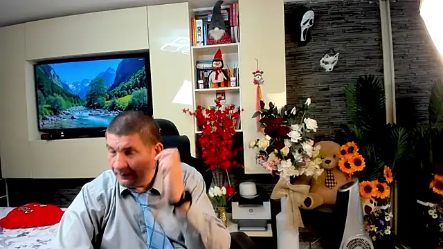 Snapshot of SpartacusDaddy48 chatting on May 15, 2026, 12:03 pm SpartacusDaddy48 online show from May 15, 2026, 12:03 pm