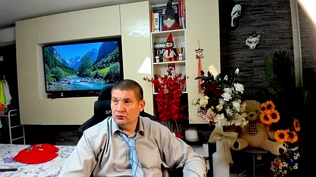 Snapshot of SpartacusDaddy48 chatting on May 16, 2026, 7:46 pm SpartacusDaddy48 online show from May 16, 2026, 7:46 pm