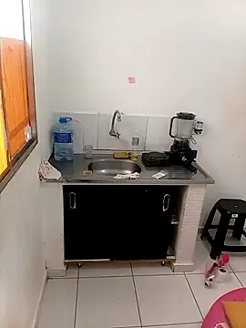 flavinhasensual online show from February 8, 2026, 1:20 pm