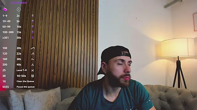 Maximo Wolff online show from March 31, 2026, 7:38 pm