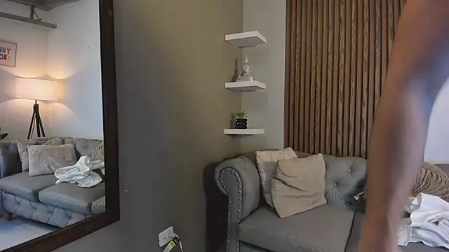 Snapshot of Maximo_Wolff chatting on March 3, 2026, 8:16 pm Maximo Wolff online show from March 3, 2026, 8:16 pm