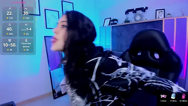 Azurra amatto2 online show from December 2, 2025, 9:05 pm