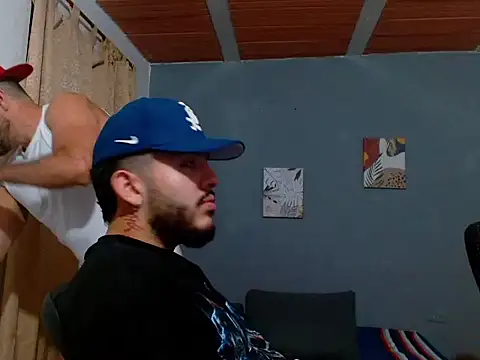 Ethan Tomm online show from December 5, 2025, 12:10 am