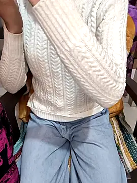 Cute Manju01 online show from December 20, 2025, 3:31 am