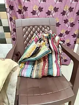 Snapshot of Cute_Manju01 chatting on October 30, 2025, 3:53 pm Cute Manju01 online show from October 30, 2025, 3:53 pm