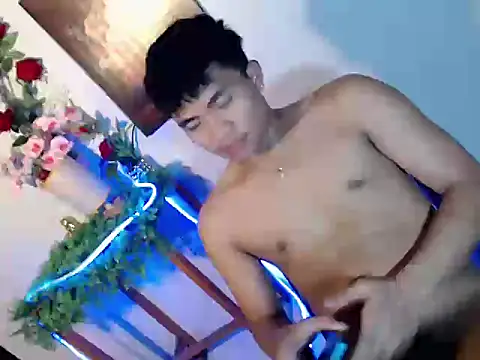 Snapshot of mostwantedtwink chatting on June 1, 2026, 6:18 pm mostwantedtwink online show from June 1, 2026, 6:18 pm