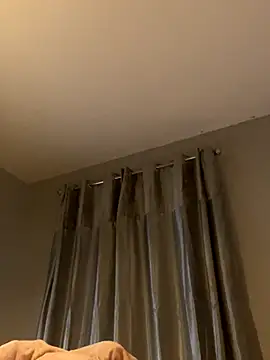 LollyLove  online show from November 28, 2025, 9:04 pm