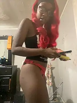 Snapshot of HennessyBaby21 chatting on November 4, 2025, 1:15 pm HennessyBaby21 online show from November 4, 2025, 1:15 pm