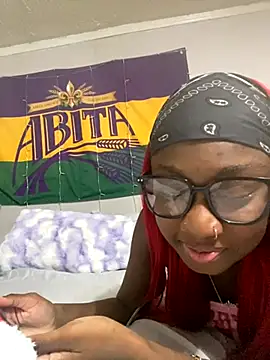 Snapshot of HennessyBaby21 chatting on September 9, 2025, 1:16 am HennessyBaby21 online show from September 9, 2025, 1:16 am