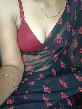 Snapshot of Nidhi_lovely chatting on July 11, 2026, 1:28 am Nidhi lovely online show from July 11, 2026, 1:28 am